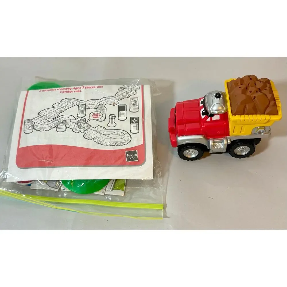 Vintage 2000 Playskool Chuck My Countin’ Truck Roadway Play Set- Complete